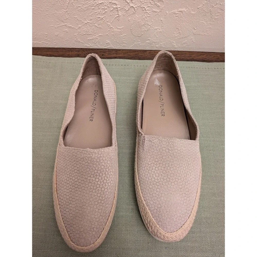 Donald Pliner Women's‎ Beige Woven Espadrille Flats Slip On Shoes Size 6M